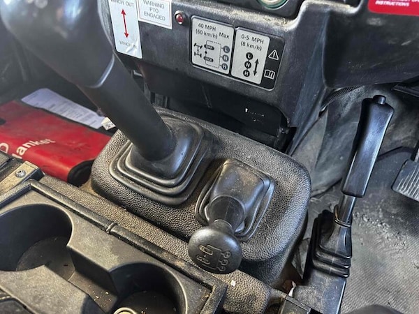 Used Land Rover Defender 110 2015 for sale - 75123102: Photo 70