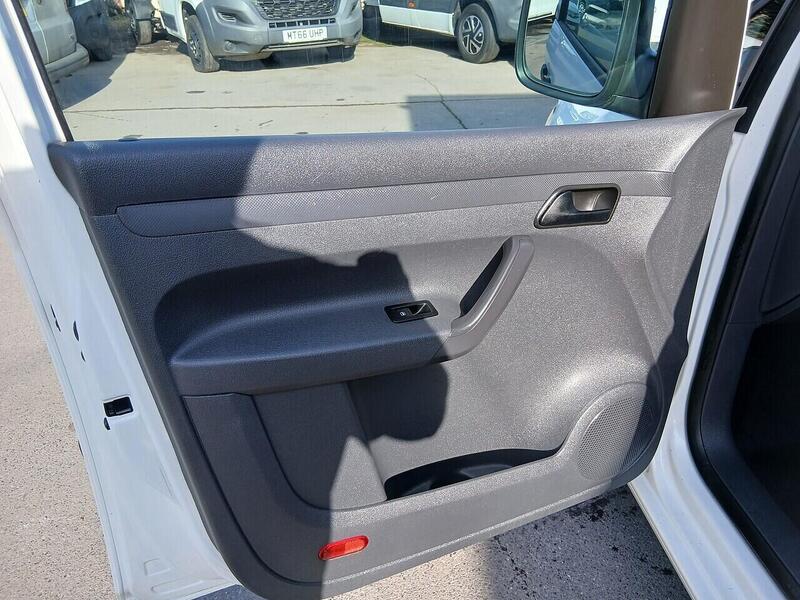 Used Volkswagen Caddy 2015 for sale - 78111396: Photo 6