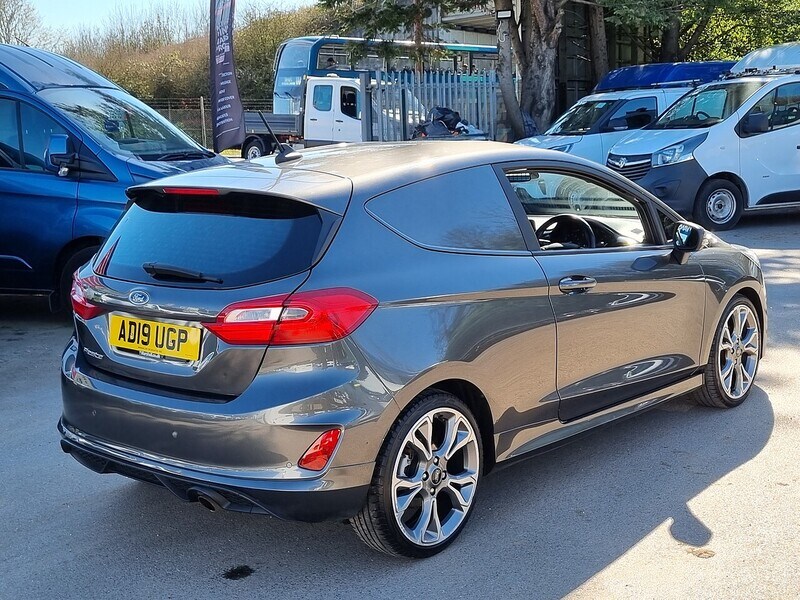 Used Ford Fiesta 2019 for sale - 77937408: Photo 11