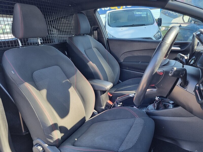 Used Ford Fiesta 2019 for sale - 77937408: Photo 13