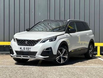Used Peugeot 5008 2018 for sale - 79835024: Photo
