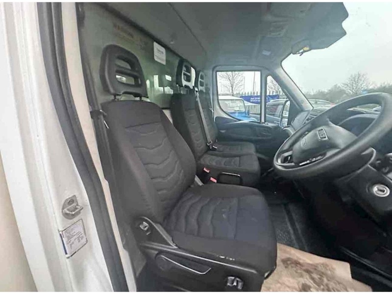 Used Iveco Daily 2018 for sale - 77947095: Photo 15