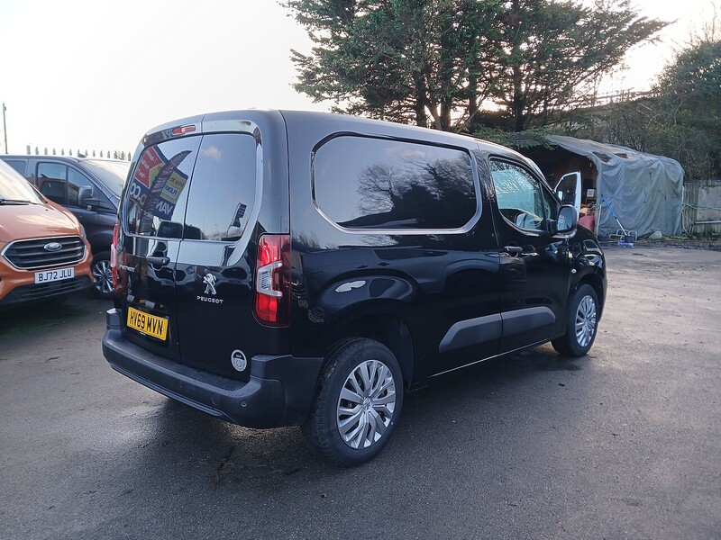 Used Peugeot Partner 2019 for sale - 76986524: Photo 9