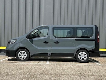 Used Renault Trafic 2023 for sale - 76090077: Photo 4