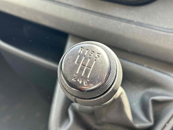 Used Renault Trafic 2023 for sale - 76090077: Photo 56