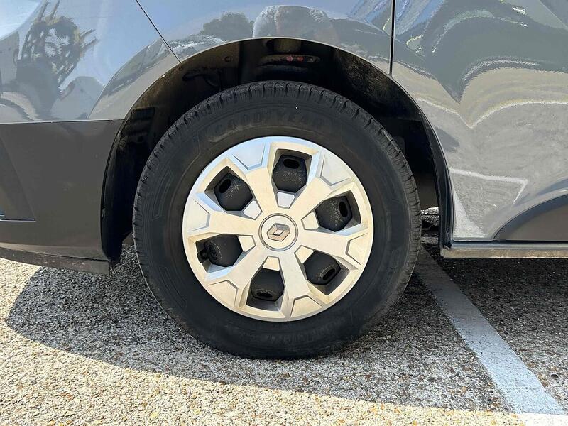 Used Renault Trafic 2023 for sale - 76090077: Photo 64