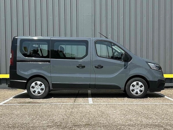 Used Renault Trafic 2023 for sale - 76090077: Photo 8