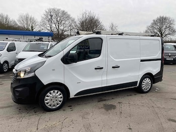 Used Vauxhall Vivaro 2017 for sale - 77572361: Photo