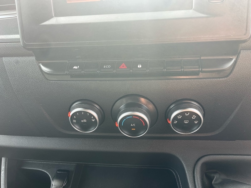 Used Nissan Interstar 2022 for sale - 77973124: Photo 15