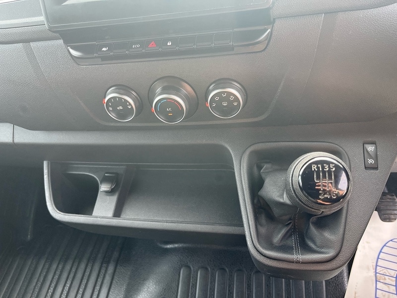 Used Nissan Interstar 2022 for sale - 77973124: Photo 16