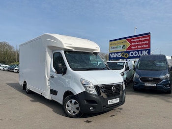 Nissan Interstar feature image