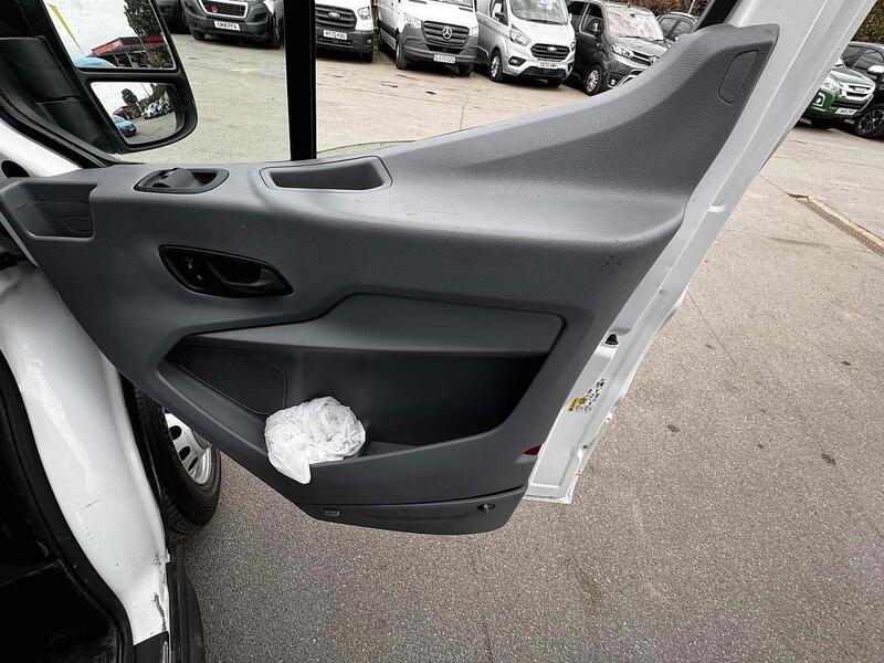 Used Ford Transit 2018 for sale - 78104043: Photo 24