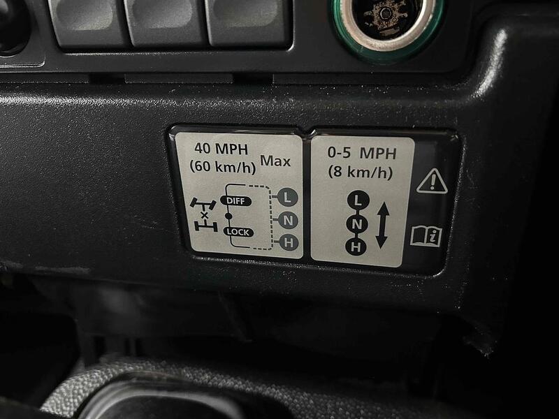 Used Land Rover Defender 2015 for sale - 77558297: Photo 75