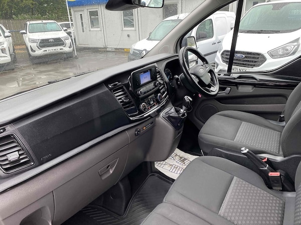 Used Ford Tourneo Custom 2018 for sale - 75765721: Photo 17