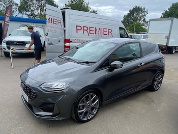 Used Ford Fiesta Van 2022 for sale - 79030520: Photo