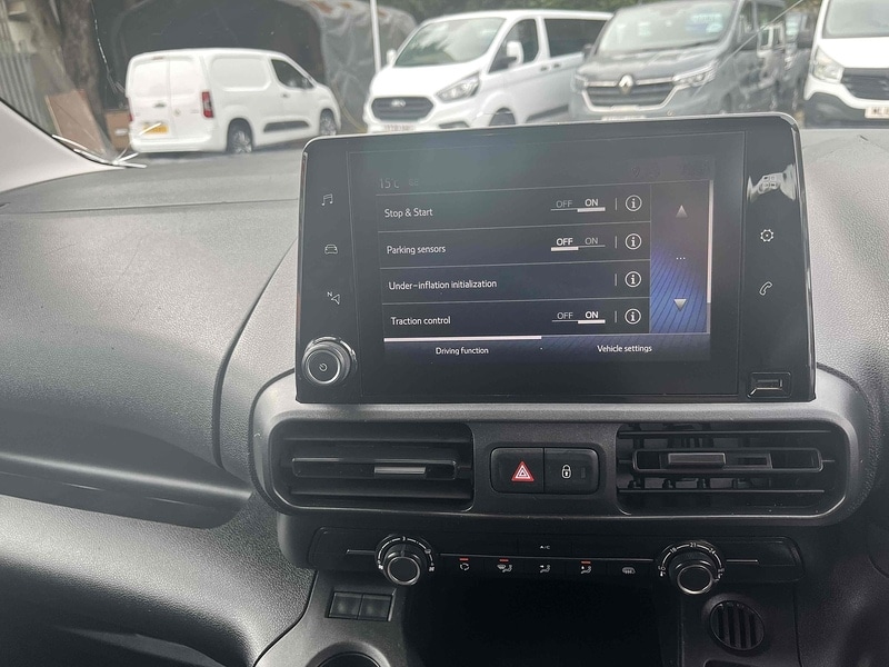 Used Toyota ProAce 2022 for sale - 76236302: Photo 16