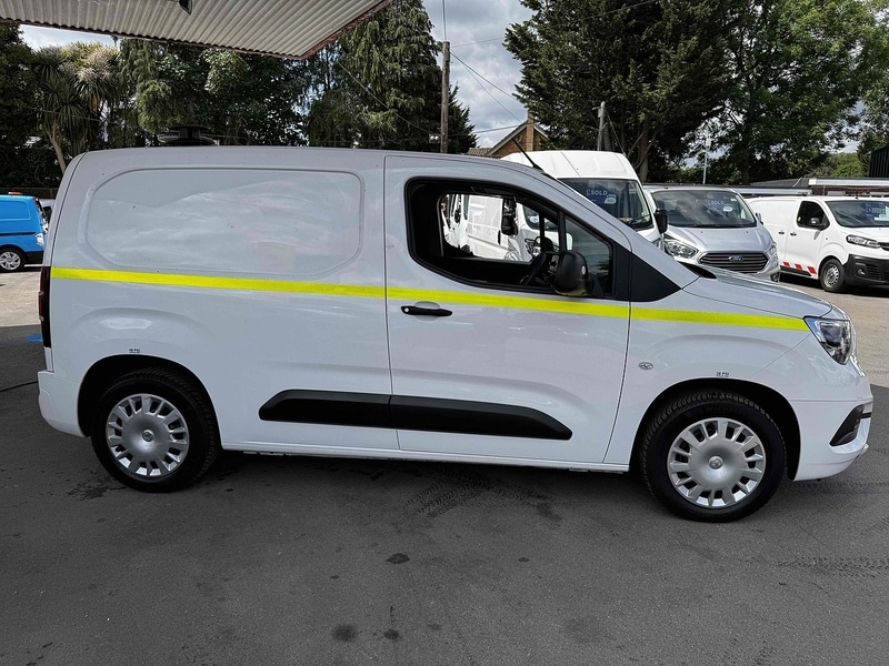 Used Vauxhall Combo 2020 for sale - 77968064: Photo 3
