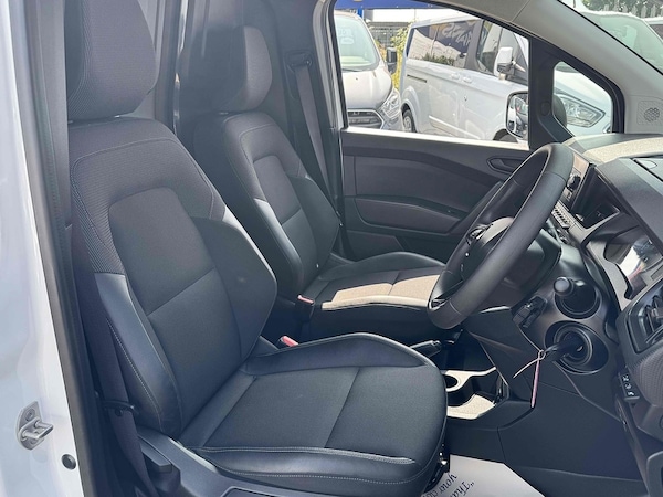 Used Renault Kangoo 2023 for sale - 74760434: Photo 19