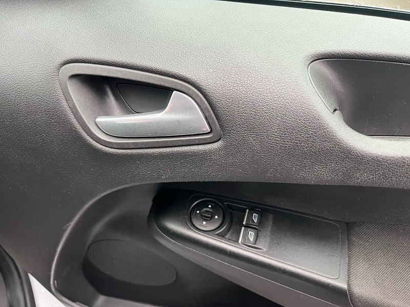 Used Ford Transit Courier 2020 for sale - 78054238: Photo 10