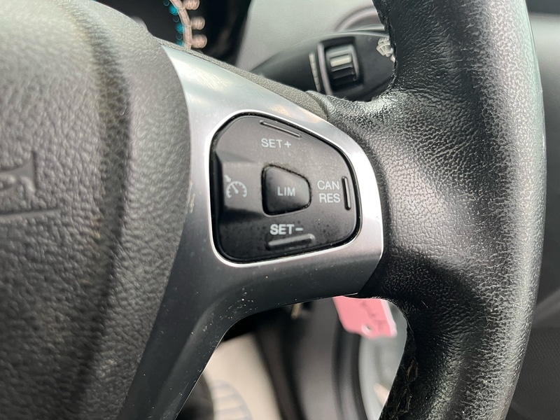 Used Ford Transit Courier 2020 for sale - 78054238: Photo 18