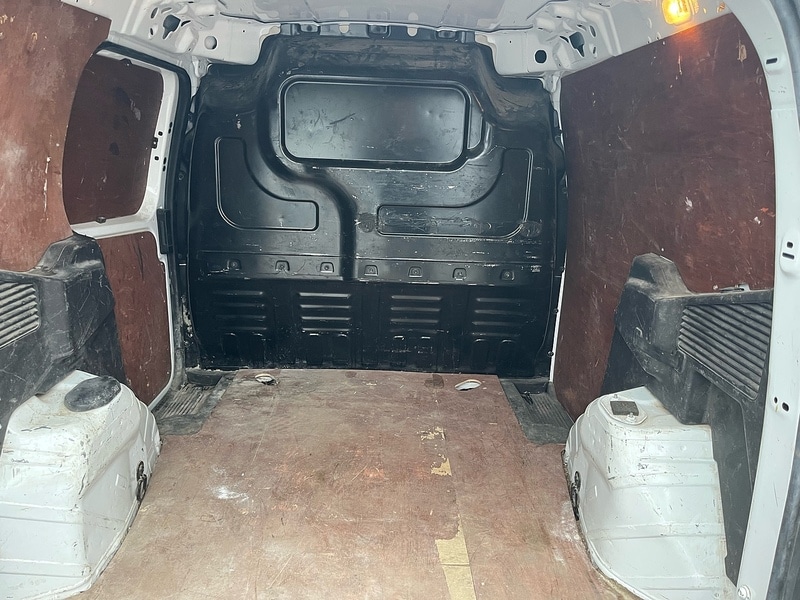 Used Ford Transit Courier 2020 for sale - 78054238: Photo 8