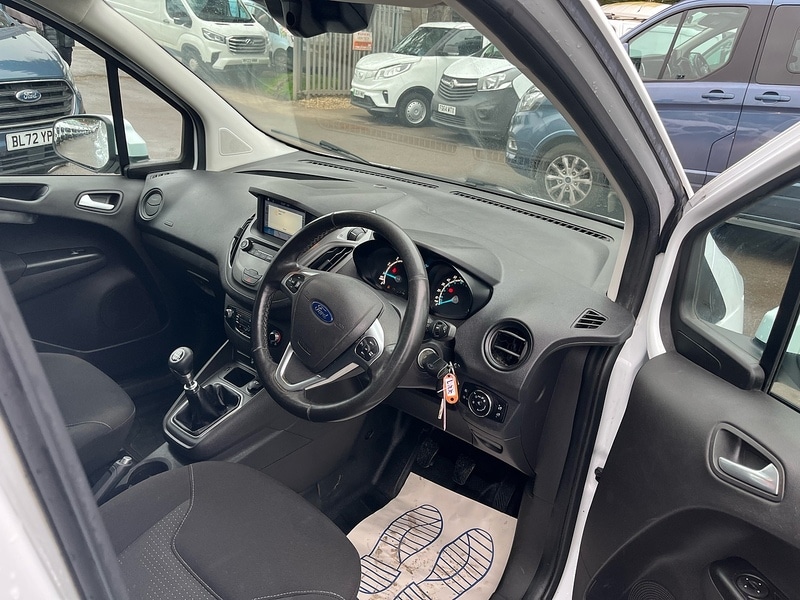 Used Ford Transit Courier 2020 for sale - 78054238: Photo 9