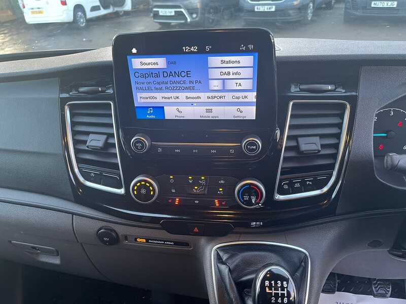 Used Ford Transit Custom 2022 for sale - 77233460: Photo 31