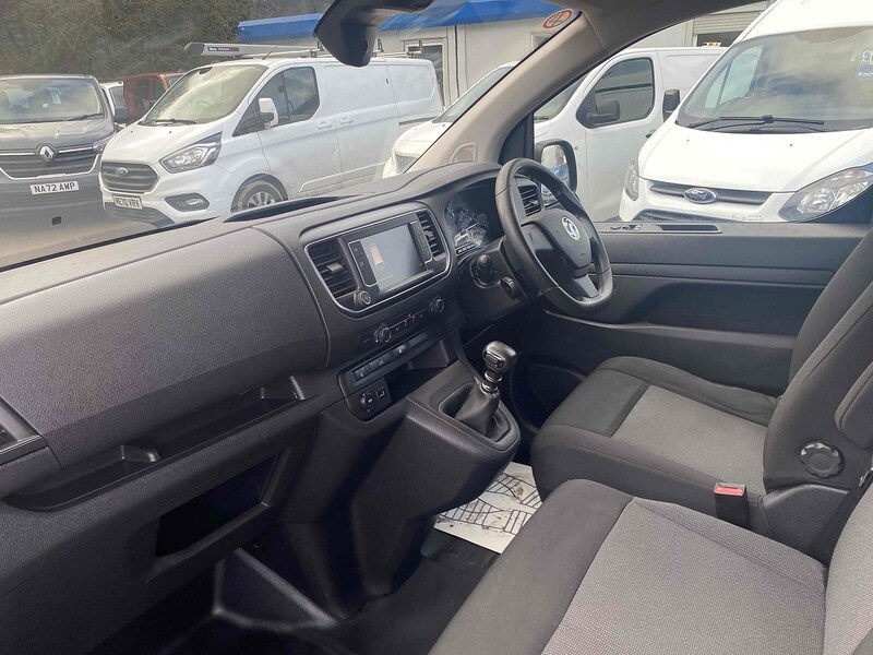 Used Vauxhall Vivaro 2023 for sale - 77162008: Photo 13
