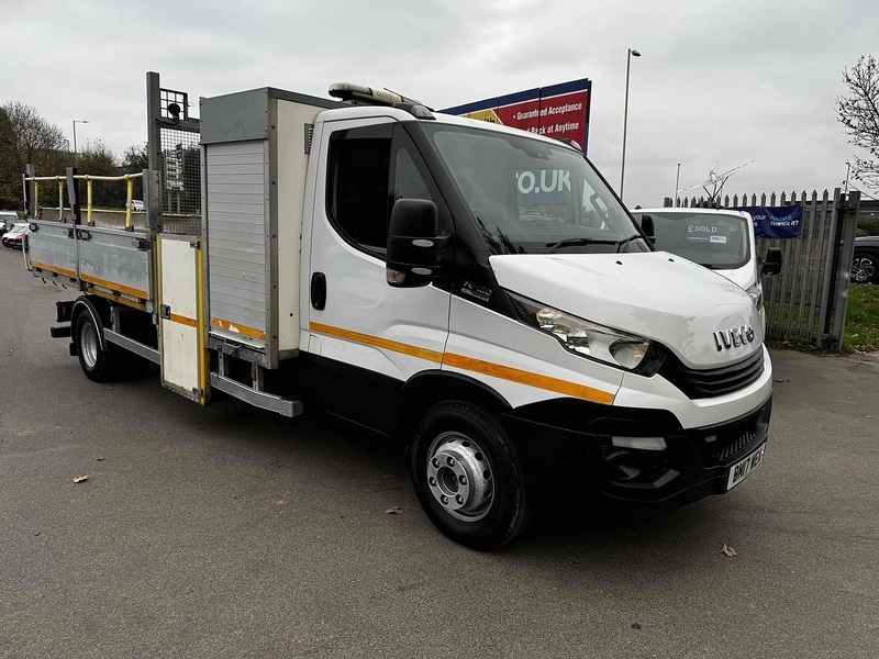 Used Iveco Daily 2017 for sale - 77720645: Photo 1