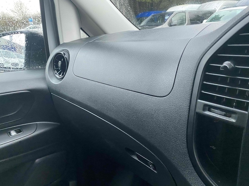 Used Mercedes-Benz Vito 2022 for sale - 77365180: Photo 15