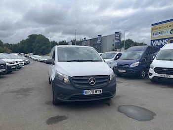 Used Mercedes-Benz Vito 2020 for sale - 76253227: Photo 2