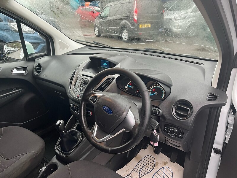 Used Ford Transit Courier 2015 for sale - 77404541: Photo 11