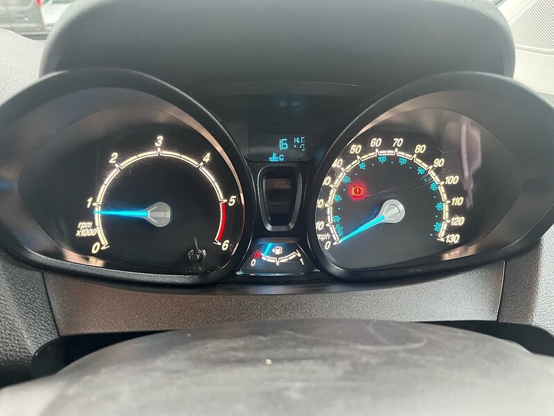 Used Ford Transit Courier 2015 for sale - 77404541: Photo 15