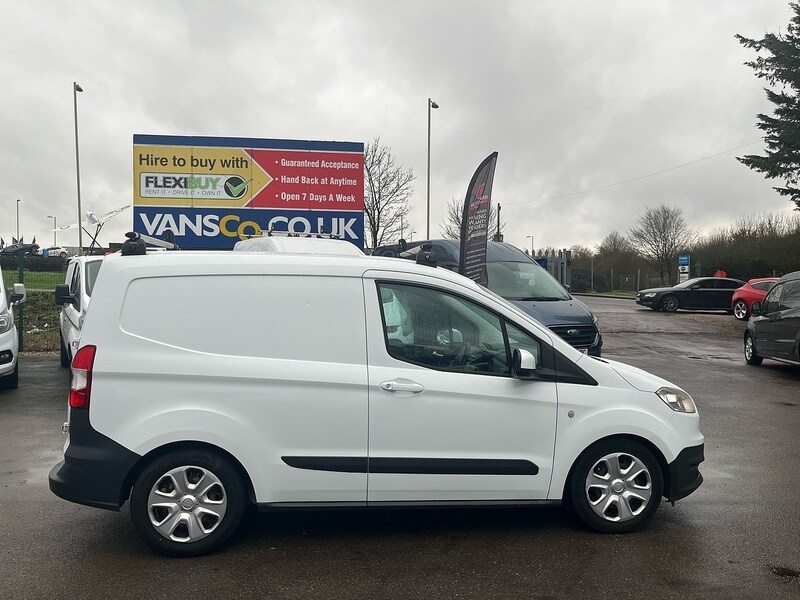 Used Ford Transit Courier 2015 for sale - 77404541: Photo 8
