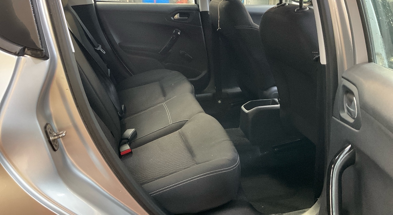 Used Peugeot 208 2017 for sale - 75948791: Photo 8