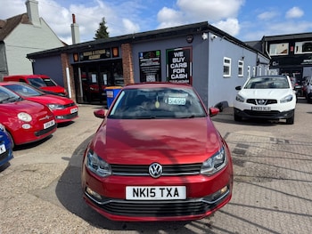 Used Volkswagen Polo 2015 for sale - 78503453: Photo