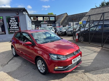 Used Volkswagen Polo 2015 for sale - 78503453: Photo