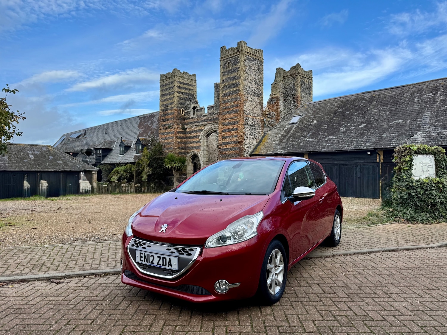 Used Peugeot 208 2012 for sale - 76525832: Photo 1