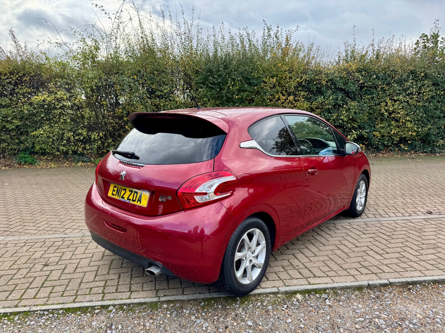 Used Peugeot 208 2012 for sale - 76525832: Photo 6