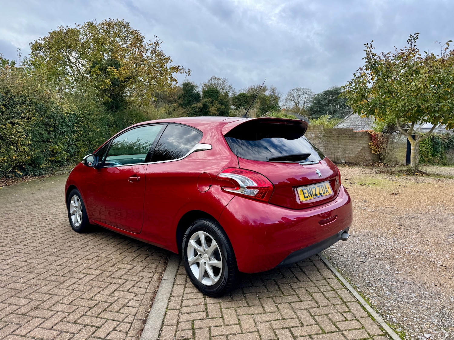 Used Peugeot 208 2012 for sale - 76525832: Photo 8