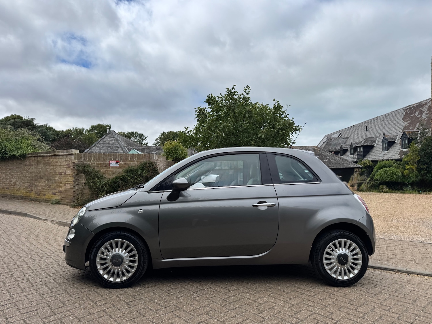 Used Fiat 500 2011 for sale - 75976971: Photo 2