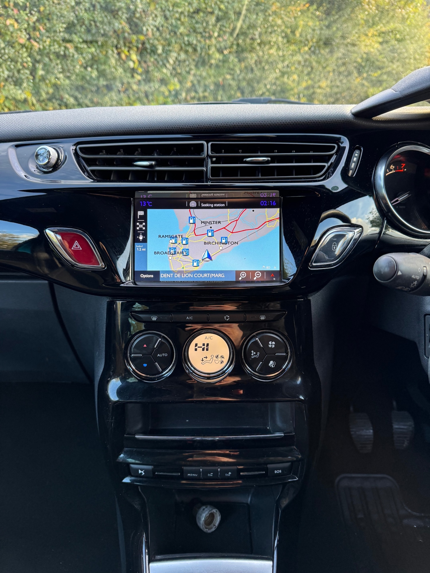 Used DS Automobiles DS 3 2015 for sale - 77065849: Photo 12