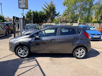 Used Ford Fiesta 2017 for sale - 78365099: Photo