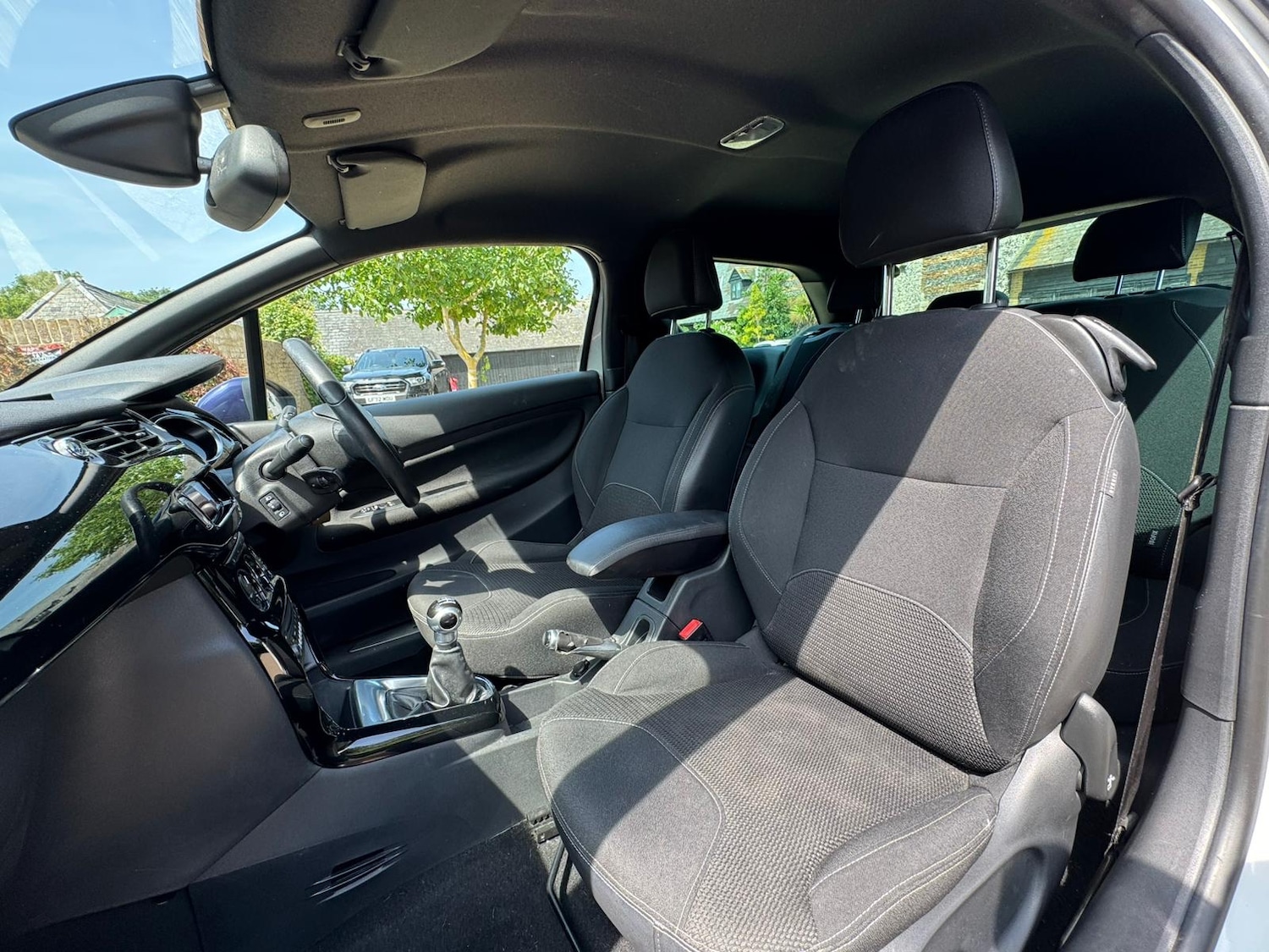 Used Citroen DS3 2015 for sale - 76859875: Photo 13