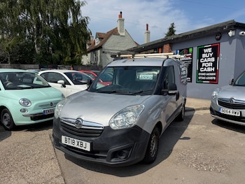 Used Vauxhall Combo 2018 for sale - 79445571: Photo