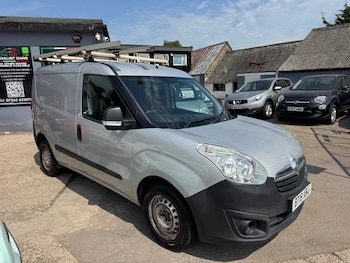 Used Vauxhall Combo 2018 for sale - 79445571: Photo