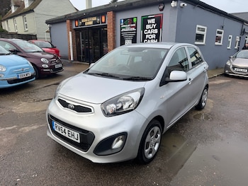 2014 (64) - 1.0 1 5dr