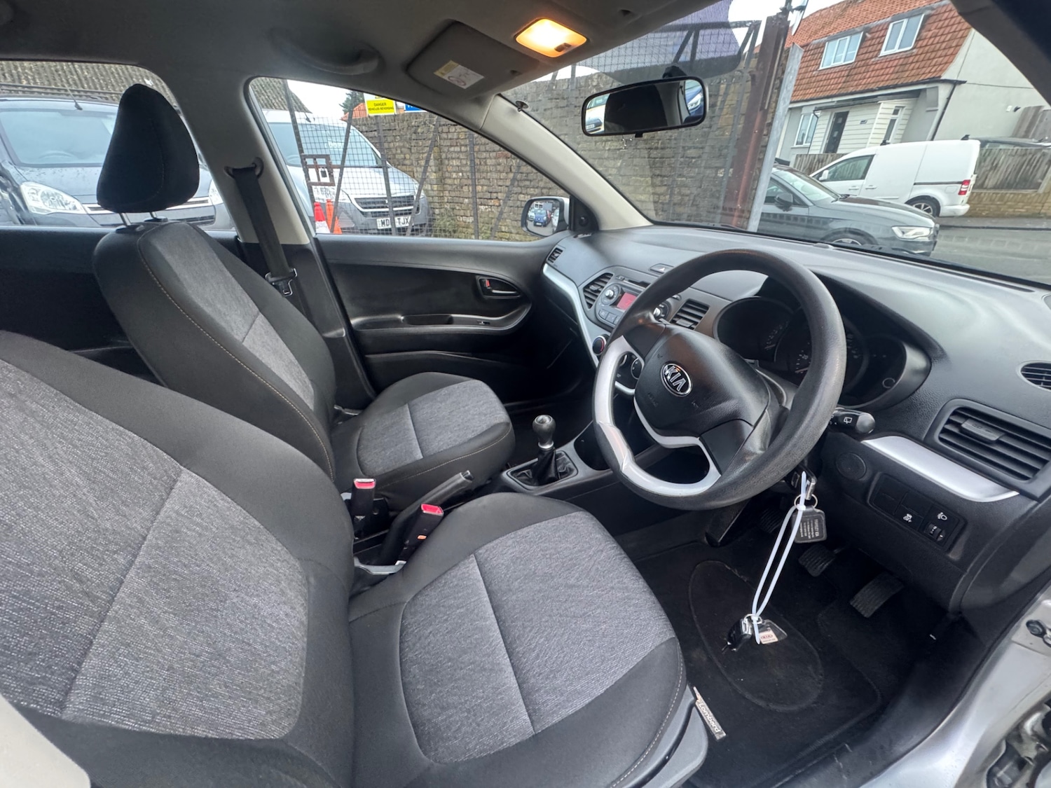 Used Kia Picanto 2014 for sale - 77387856: Photo 9