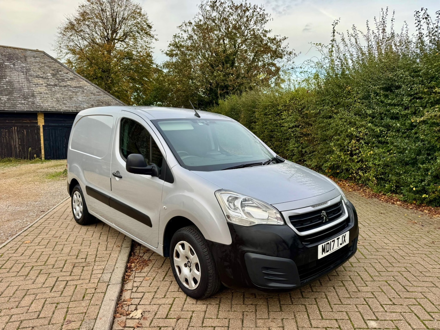 Used Peugeot Partner 2017 for sale - 77340605: Photo 4