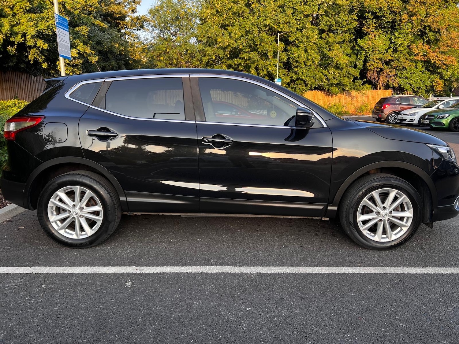 Used Nissan Qashqai 2014 for sale - 76178924: Photo 2